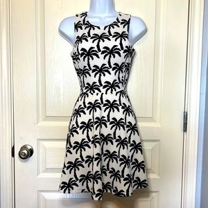 Black & white girls dress. Criss cross back. Tropical. Palms. Size 12